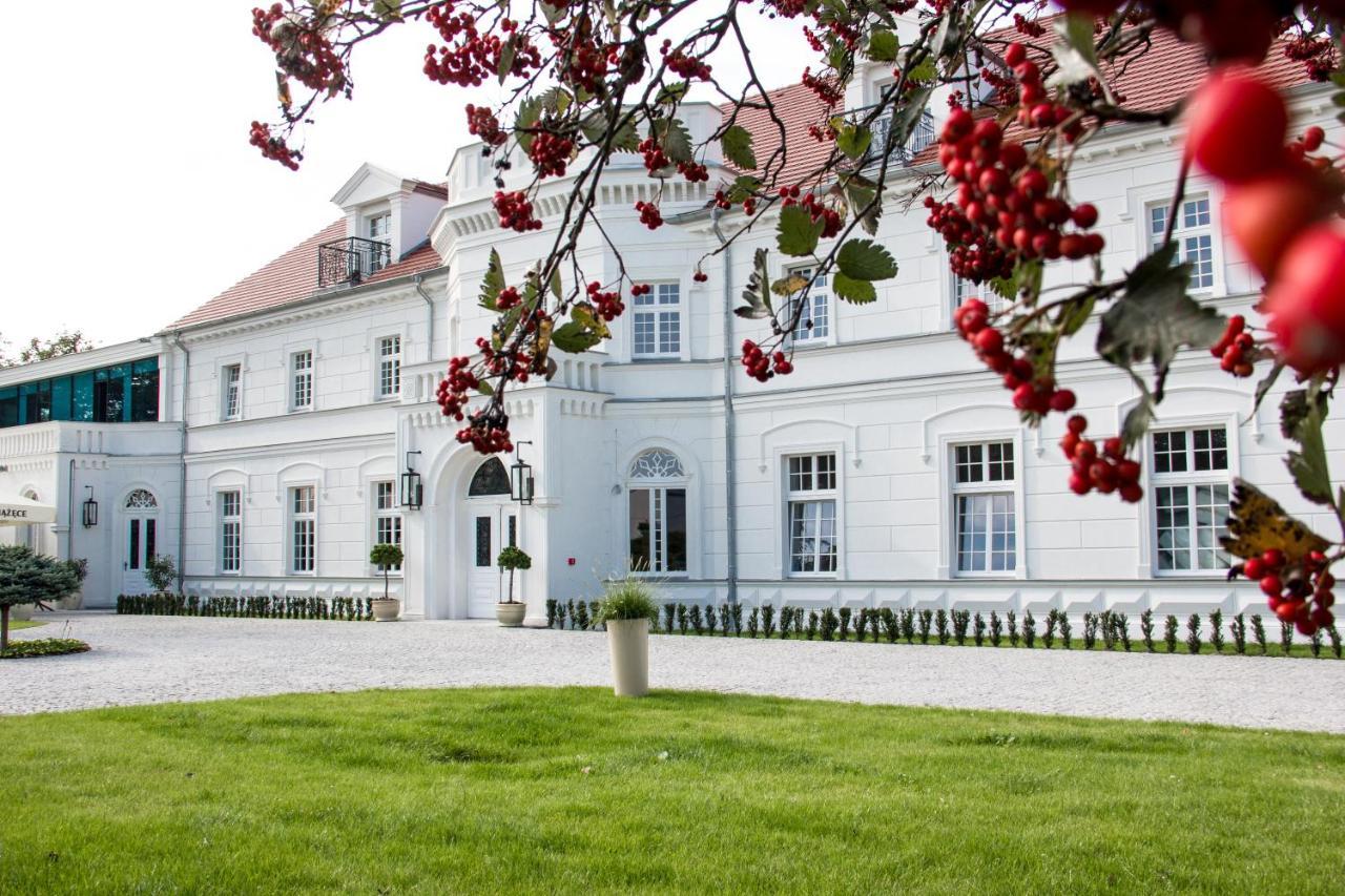 Palac Na Opieszynie Września Buitenkant foto